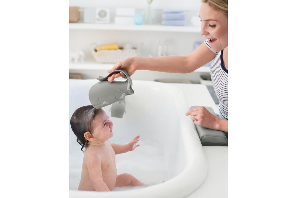 4 produse esentiale pentru baita bebelusului