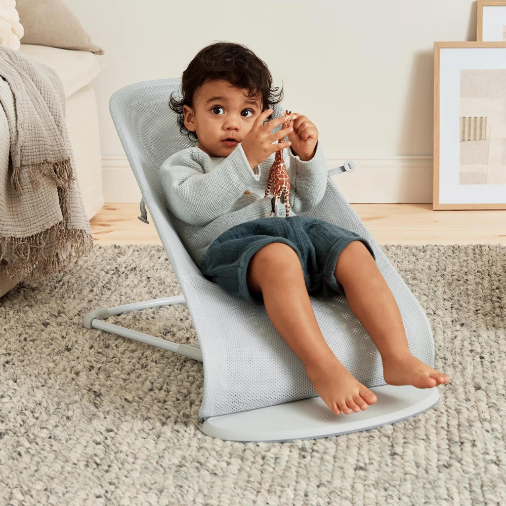 BabyBjorn - Balansoarul Balance Soft Silver/White, Mesh