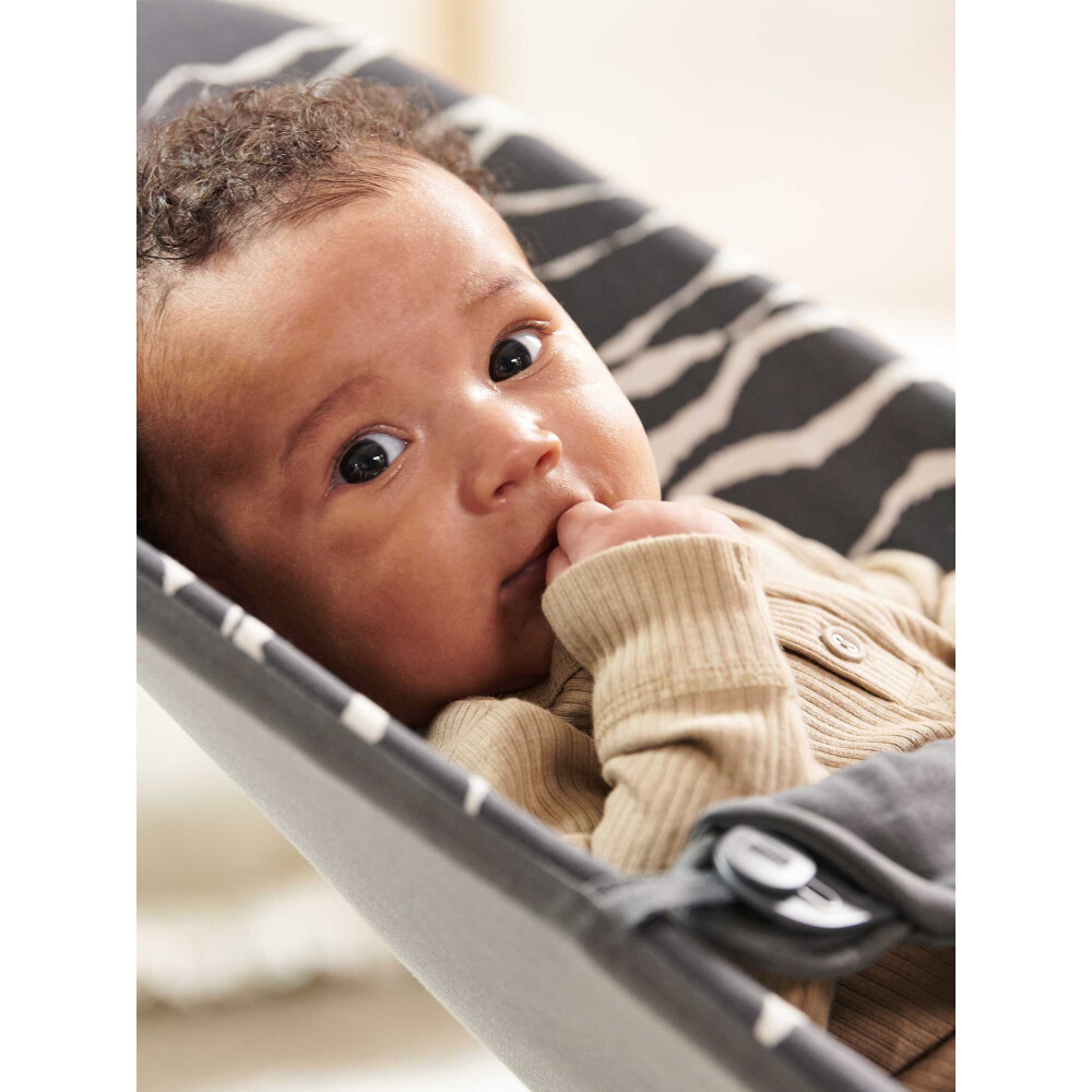 BabyBjorn - Balansoar Bliss Anthracite/Landscape Bumbac - Editie Limitata