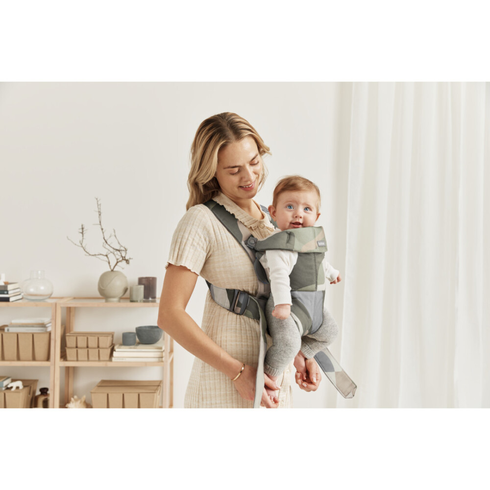 BabyBjorn - Marsupiu anatomic Mini, cu multiple pozitii de purtare. Khaki/Green, Bumbac