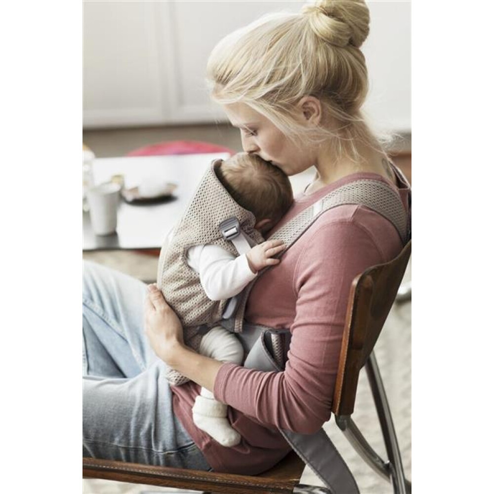 BabyBjorn - Marsupiu anatomic Mini, cu pozitii multiple de purtare, Greige, 3D Mesh