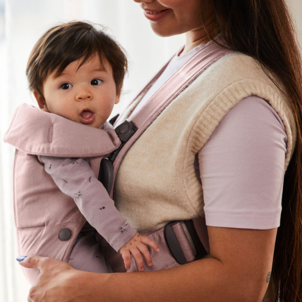 BabyBjorn - Marsupiu anatomic Mini, cu pozitii multiple de purtare, Dusty Pink, Tesatura