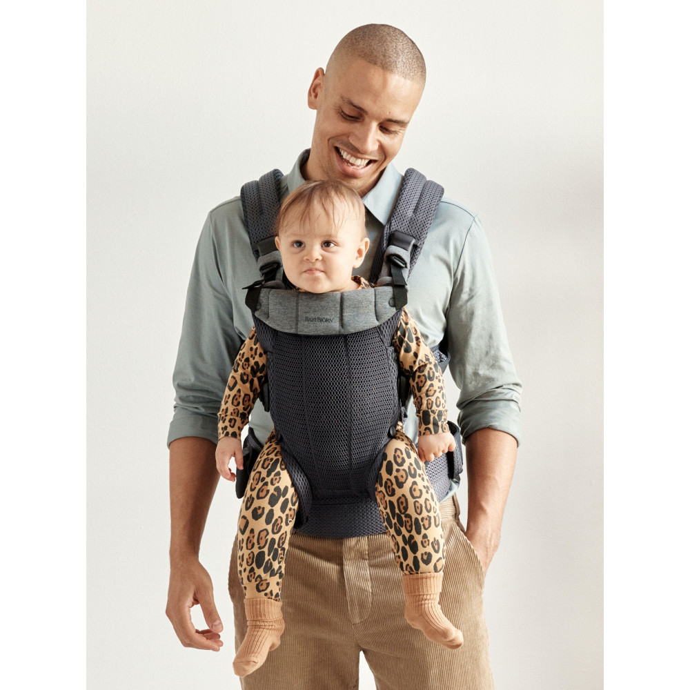 BabyBjorn - Marsupiu anatomic cu multiple pozitii de purtare colectia Harmony, 3D Mesh, Anthracite - Editie Limitata