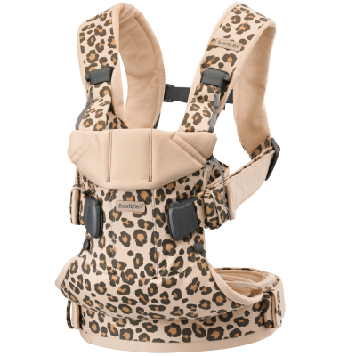 BabyBjorn - Marsupiu anatomic One, cu pozitii multiple de purtare Beige/Leopard Bumbac - Editie Limitata