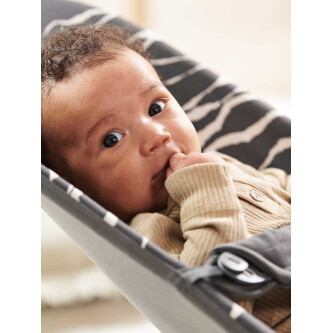 BabyBjorn - Balansoar Bliss Anthracite/Landscape Bumbac - Editie Limitata