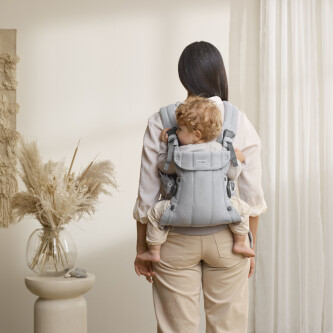 BabyBjorn - Marsupiu anatomic cu multiple pozitii de purtare colectia Harmony, tesatura melange, Light Gray
