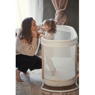 BabyBjorn - Patut reglabil pe inaltime din mesh, Alb