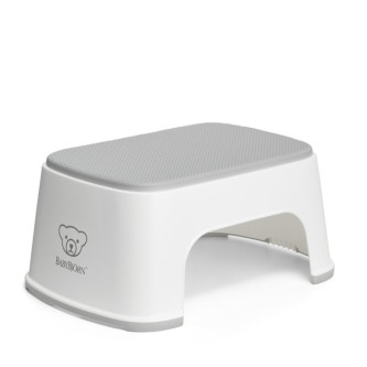 	 BabyBjorn – Treapta inaltator pentru baie – Step Stool White