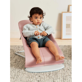 BabyBjorn - Balansoar Bliss Dusty Pink cu aspect delicat de petala, tesatura matlasata