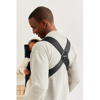 BabyBjorn - Marsupiu anatomic Mini, cu pozitii multiple de purtare, Black, Tesatura-Tricot